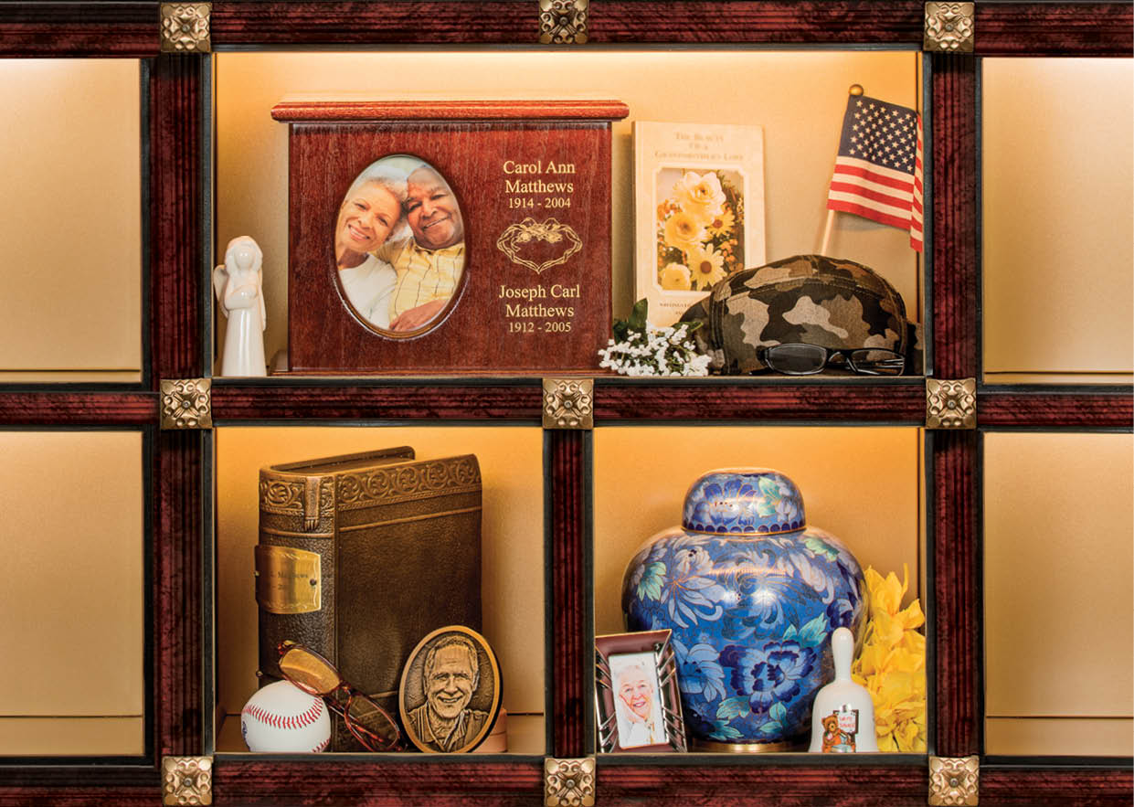 Columbarium niche for cremation urns